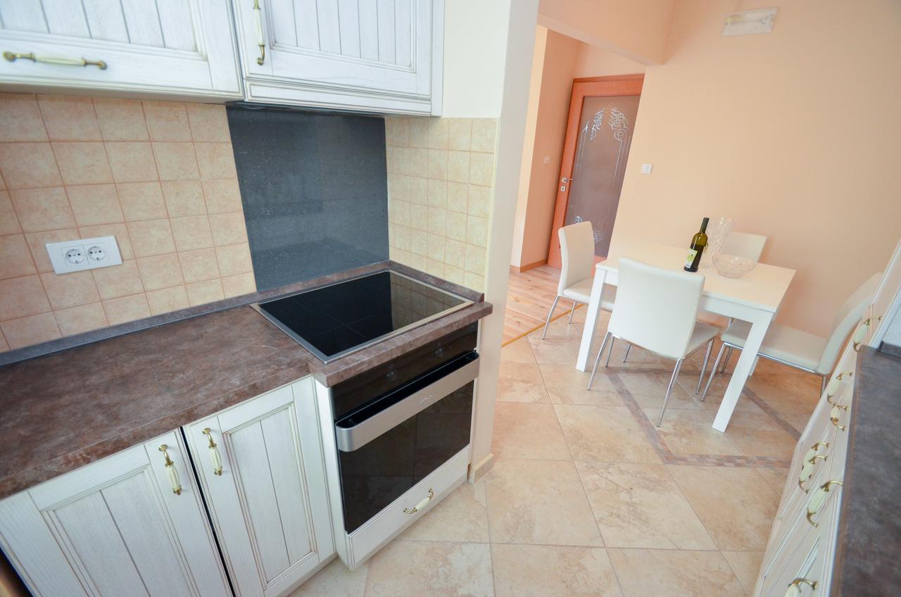 Central Apartment Котор Экстерьер фото