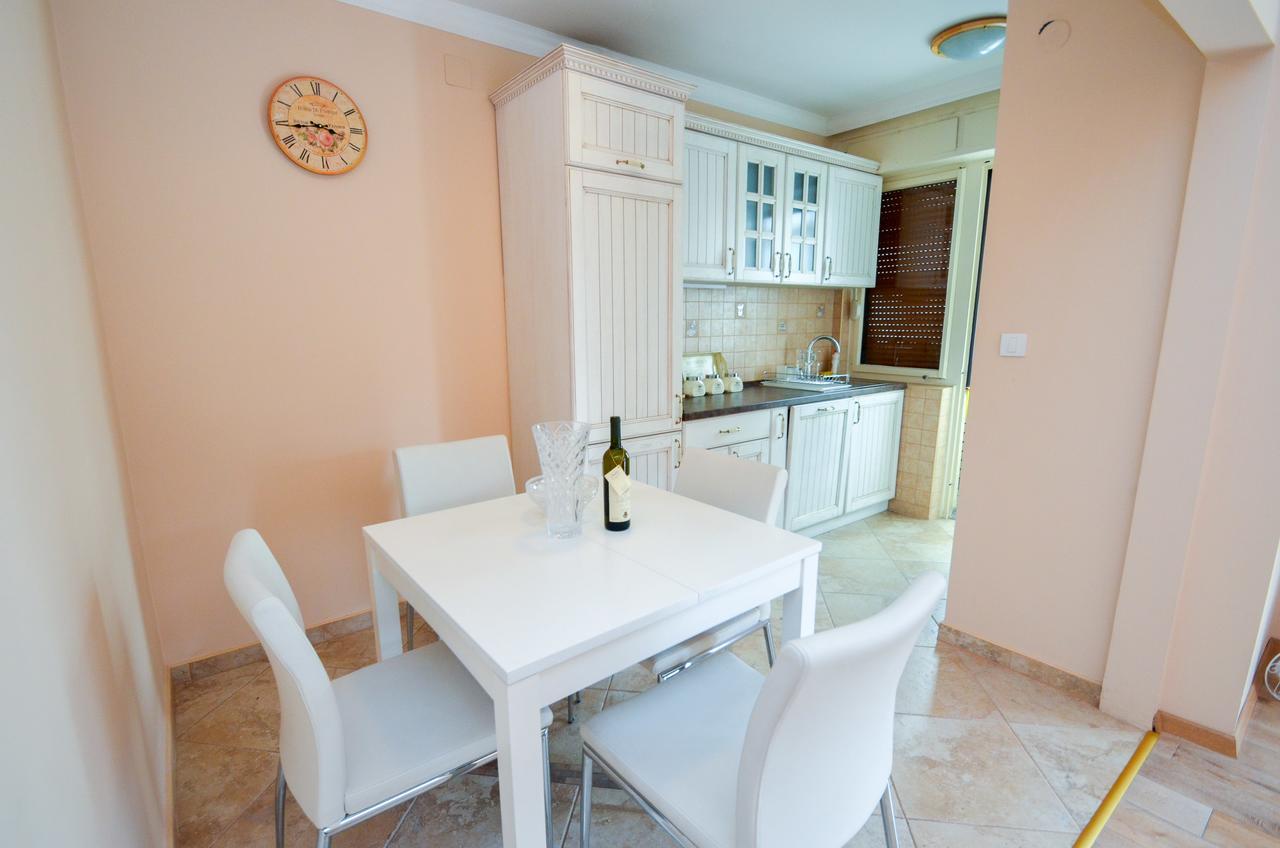 Central Apartment Котор Экстерьер фото